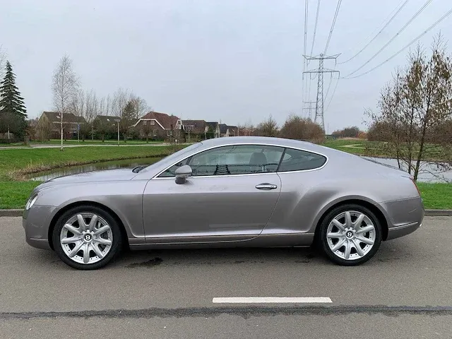 Bentley continental gt 6.0 w12 youngtimer 4322 - afbeelding 19 van  25