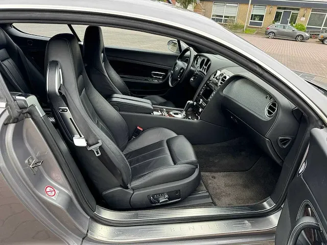 Bentley continental gt 6.0 w12 youngtimer 4322 - afbeelding 19 van  22