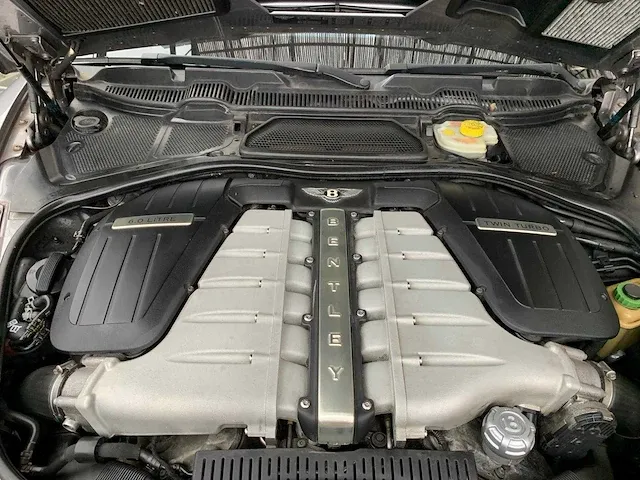 Bentley continental gt 6.0 w12 youngtimer 4322 - afbeelding 21 van  22