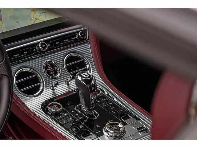 Bentley continental gt carbon black-edition w12 635pk 2019 nieuw-model, xj-530-s - afbeelding 37 van  61