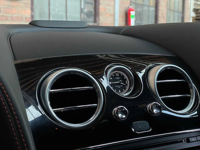 Bentley continental gt v8s 4.0 v8 528pk 2018 - afbeelding 22 van  52