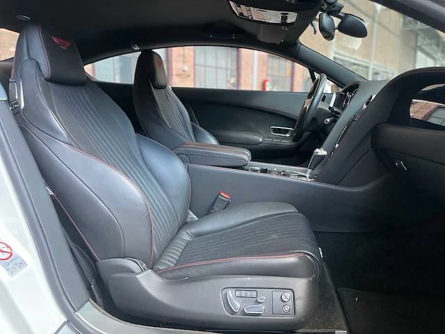 Bentley continental gt v8s 4.0 v8 528pk 2018 - afbeelding 39 van  52
