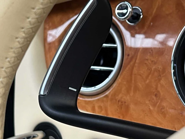 Bentley continental gtc 4.0 v8 507pk 2017 (origineel-nl), nz-021-d - afbeelding 21 van  63