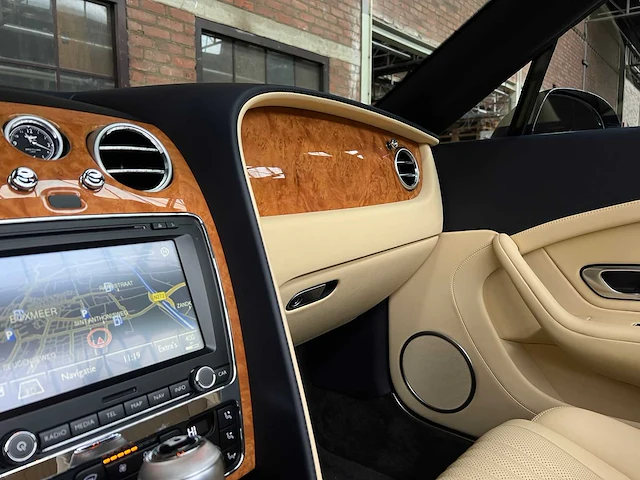 Bentley continental gtc 4.0 v8 507pk 2017 (origineel-nl), nz-021-d - afbeelding 29 van  63