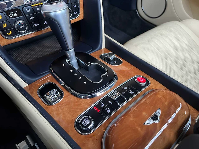 Bentley continental gtc 4.0 v8 507pk 2017 (origineel-nl), nz-021-d - afbeelding 30 van  63