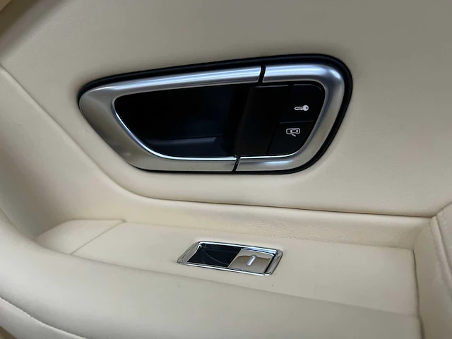 Bentley continental gtc 4.0 v8 507pk 2017 (origineel-nl), nz-021-d - afbeelding 50 van  63