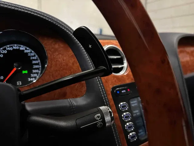 Bentley continental gtc 6.0 w12 560pk 2006 (origineel-nl), 53-tn-hz - afbeelding 28 van  67