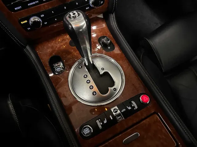Bentley continental gtc 6.0 w12 560pk 2006 (origineel-nl), 53-tn-hz - afbeelding 35 van  67