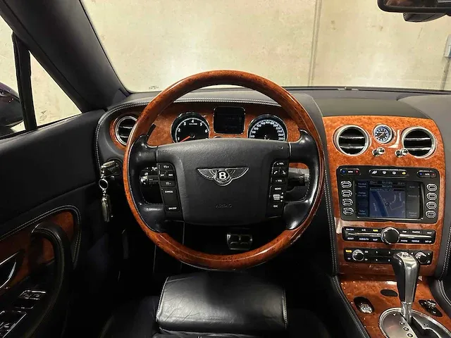 Bentley continental gtc 6.0 w12 560pk 2006 (origineel-nl), 53-tn-hz - afbeelding 37 van  67