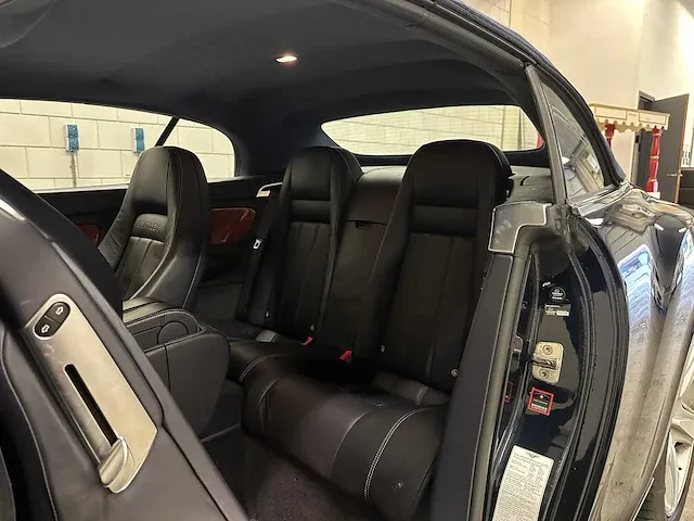 Bentley continental gtc 6.0 w12 560pk 2006 (origineel-nl), 53-tn-hz - afbeelding 49 van  67