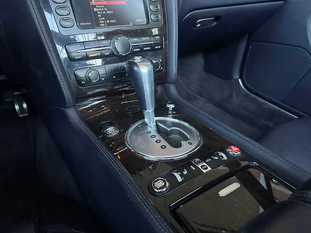 Bentley continental gtc 6.0 w12 560pk 2007, j-777-fp - afbeelding 17 van  37