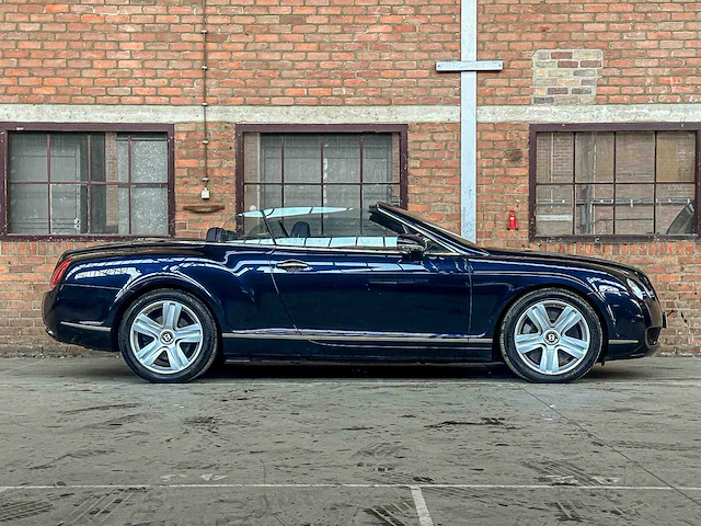 Bentley continental gtc 6.0 w12 560pk 2007, j-777-fp - afbeelding 36 van  37