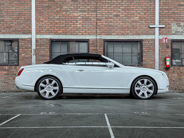 Bentley continental gtc 6.0 w12 560pk 2007 youngtimer (87.000 km) - afbeelding 3 van  41