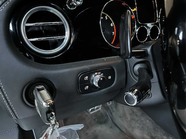 Bentley continental gtc 6.0 w12 560pk 2007 youngtimer (87.000 km) - afbeelding 15 van  41