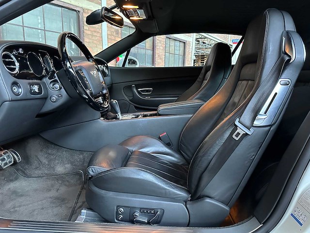Bentley continental gtc 6.0 w12 560pk 2007 youngtimer (87.000 km) - afbeelding 26 van  41