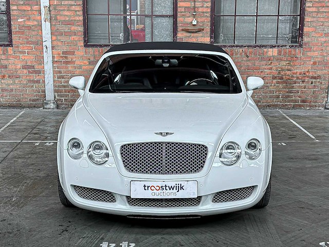 Bentley continental gtc 6.0 w12 560pk 2007 youngtimer (87.000 km) - afbeelding 38 van  41