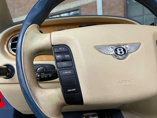 Bentley continental gtc 6.0 w12 560pk 2007 youngtimer - afbeelding 11 van  37