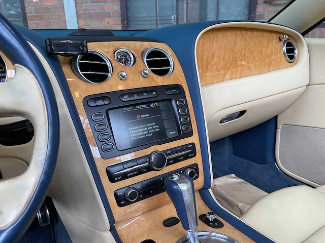 Bentley continental gtc 6.0 w12 560pk 2007 youngtimer - afbeelding 18 van  37