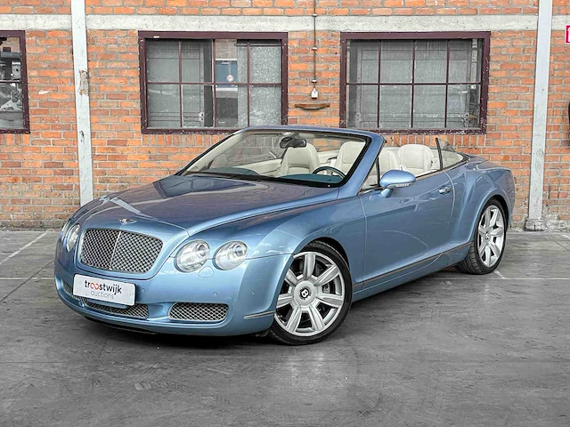 Bentley continental gtc 6.0 w12 560pk 2007 youngtimer - afbeelding 12 van  37
