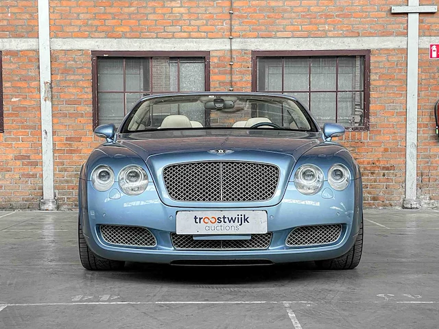 Bentley continental gtc 6.0 w12 560pk 2007 youngtimer - afbeelding 32 van  37
