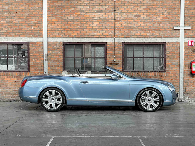 Bentley continental gtc 6.0 w12 560pk 2007 youngtimer - afbeelding 36 van  37