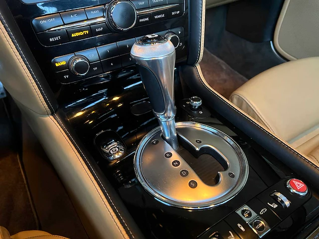 Bentley continental gtc 6.0 w12 560pk 2008, 23-hhl-6 - afbeelding 19 van  59