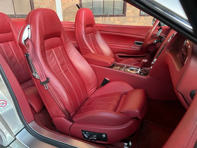 Bentley continental gtc 6.0 w12 560pk 2008, k-373-sv youngtimer - afbeelding 66 van  85