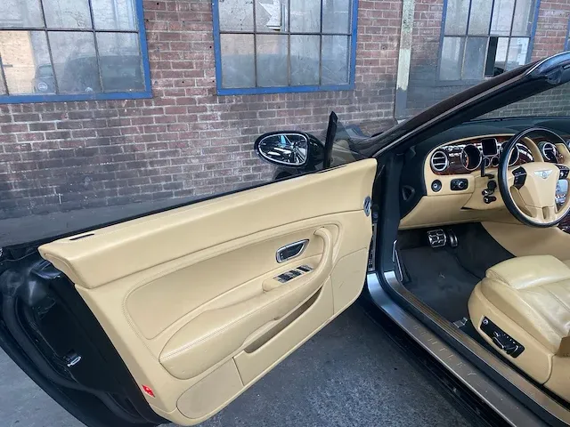 Bentley continental gtc 6.0 w12 cabriolet facelift 560pk (british racing green) , 38-kfr-7 - afbeelding 19 van  47