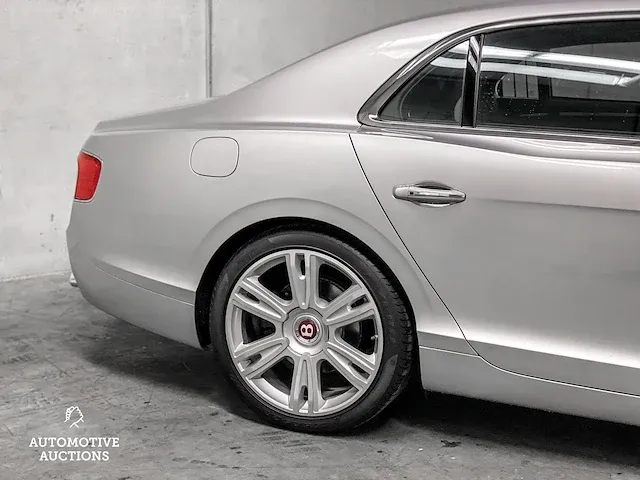 Bentley flying spur 4.0 v8 507pk 2015 -orig. nl-, 5-zhf-06 - afbeelding 6 van  74