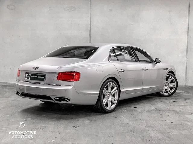 Bentley flying spur 4.0 v8 507pk 2015 -orig. nl-, 5-zhf-06 - afbeelding 11 van  74