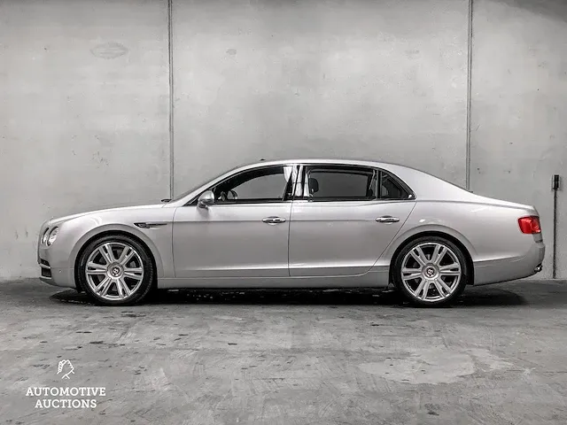 Bentley flying spur 4.0 v8 507pk 2015 -orig. nl-, 5-zhf-06 - afbeelding 24 van  74
