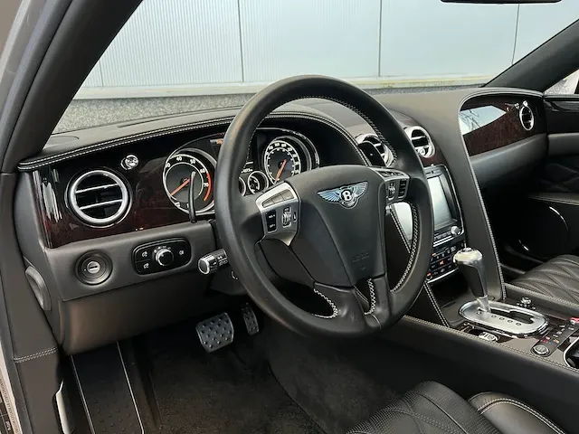 Bentley flying spur 4.0 v8 507pk 2015 -orig. nl-, 5-zhf-06 - afbeelding 28 van  74