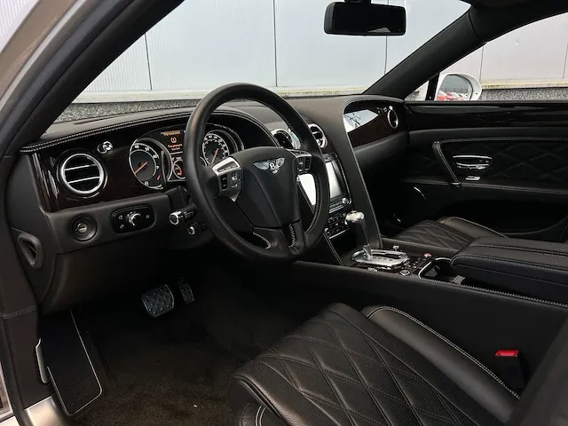 Bentley flying spur 4.0 v8 507pk 2015 -orig. nl-, 5-zhf-06 - afbeelding 29 van  74