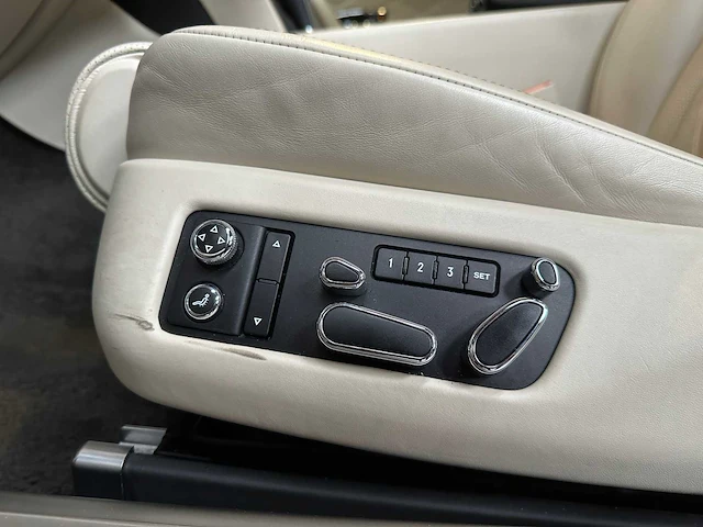 Bentley flying spur 6.0 w12 625pk 2014, nl-kenteken - afbeelding 25 van  62