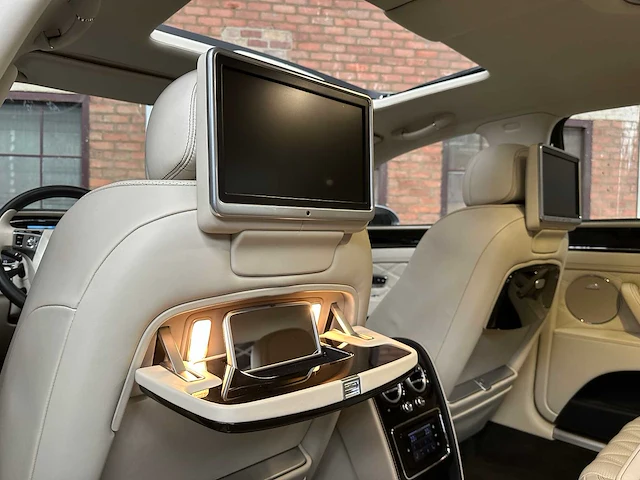 Bentley flying spur 6.0 w12 625pk 2014, nl-kenteken - afbeelding 57 van  62