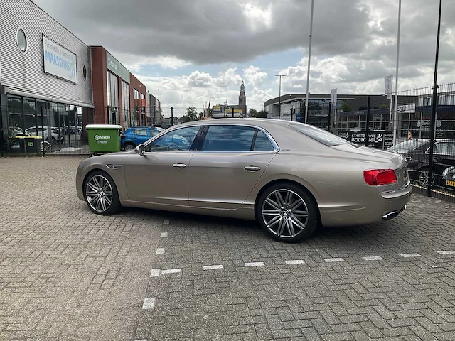 Bentley flying spur 6.0 w12 automaat 2013, 4-kzh-59 - afbeelding 31 van  36