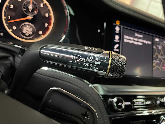 Bentley flying spur 6.0 w12 s 635pk 2020 (origineel-nl & 1e eigenaar), j-220-xg - afbeelding 20 van  61