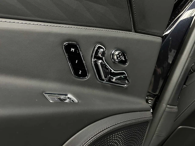 Bentley flying spur 6.0 w12 s 635pk 2020 (origineel-nl & 1e eigenaar), j-220-xg - afbeelding 40 van  61