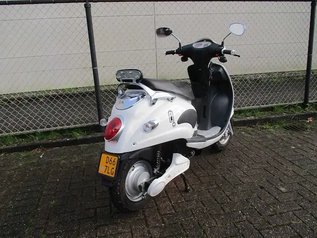 Benzhou yiying - bromscooter - e-scooter - afbeelding 11 van  13