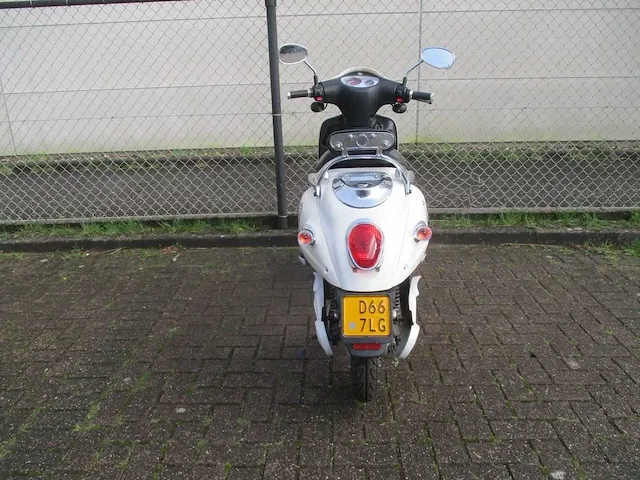 Benzhou yiying - bromscooter - e-scooter - afbeelding 12 van  13