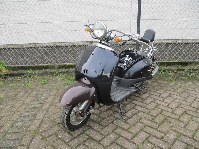 Benzhou yiying - snorscooter - 50/ retro - scooter - afbeelding 4 van  11