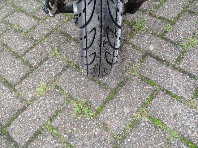 Benzhou yiying - snorscooter - 50/ retro - scooter - afbeelding 6 van  11