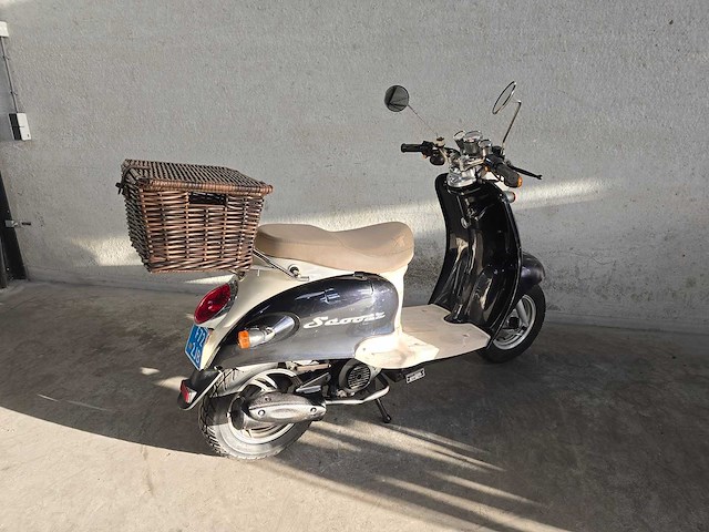 Benzhou yiying - snorscooter - dolce vita - 4t 25km uitvoering f722jb - afbeelding 6 van  7