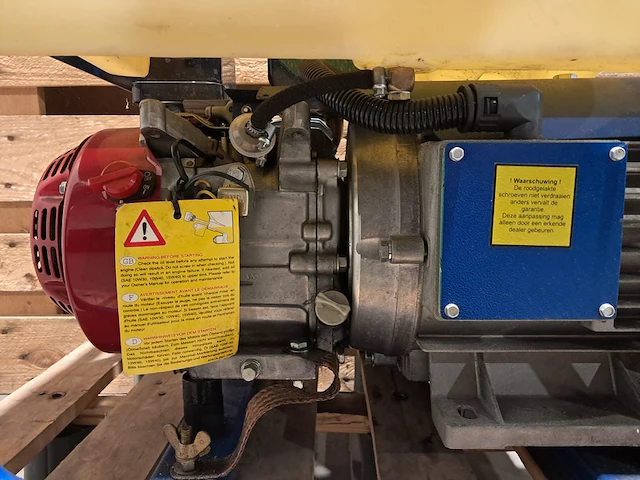 Benzine aggregaat, geko, 2801 e-s/hhba nl, 2009 - afbeelding 9 van  13