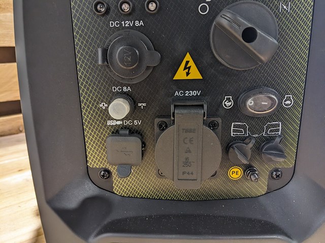 Benzine aggregaat pramac, p2200i, groen, 2022 - afbeelding 7 van  10