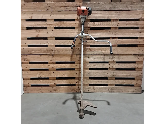 Benzine bosmaaier stihl, fs 1301 - afbeelding 1 van  7