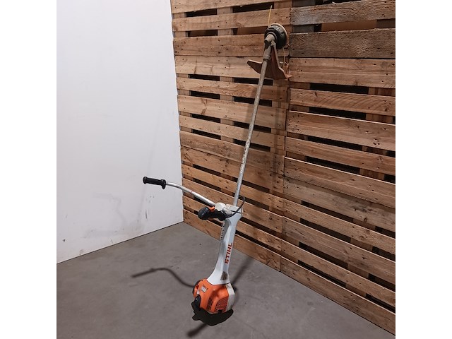 Benzine bosmaaier stihl, fs 460c, bouwjaar 2019 - afbeelding 1 van  8