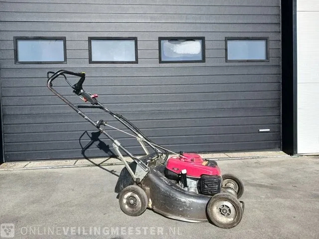 Benzine grasmaaier honda, hrh 536, bouwjaar 2008 - afbeelding 1 van  6