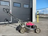 Benzine grasmaaier honda, hrh 536, bouwjaar 2012 - afbeelding 2 van  6