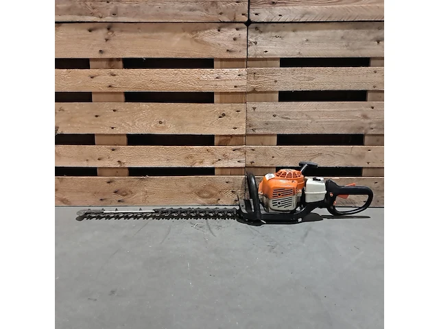 Benzine heggenschaar stihl, hs 81 r, bouwjaar 2008 - afbeelding 2 van  8